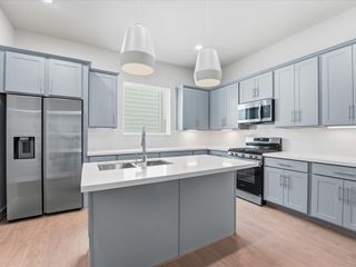 412 N Stiles, Houston, TX 77011