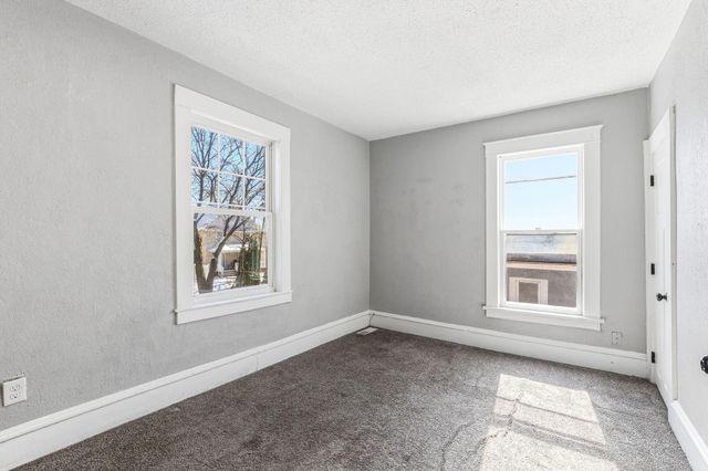 3023 Sheridan Avenue N, Minneapolis, MN 55411