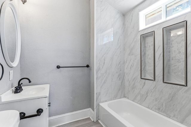 3023 Sheridan Avenue N, Minneapolis, MN 55411