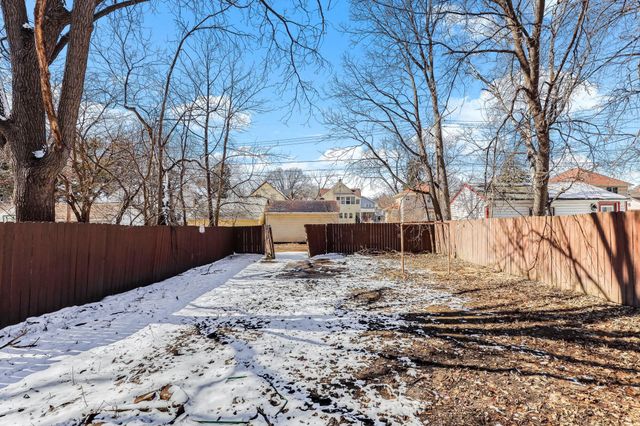 3023 Sheridan Avenue N, Minneapolis, MN 55411