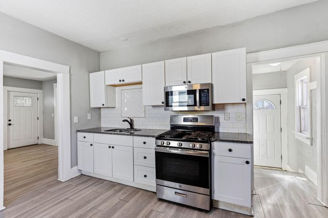 3023 Sheridan Avenue N, Minneapolis, MN 55411