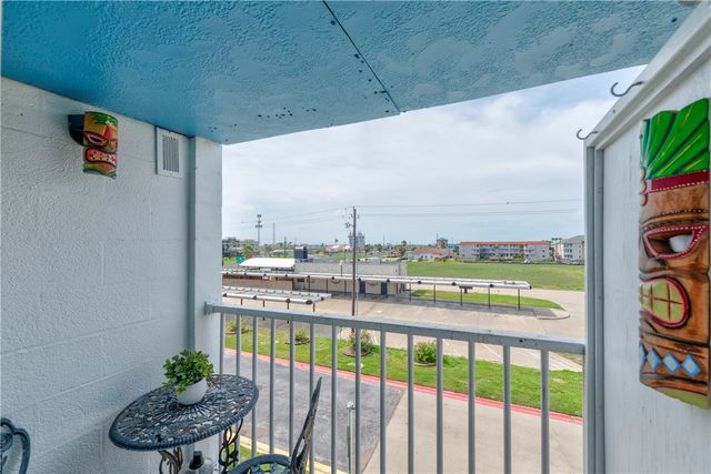 14300 S Padre Island Dr 158, Corpus Christi, TX 78418