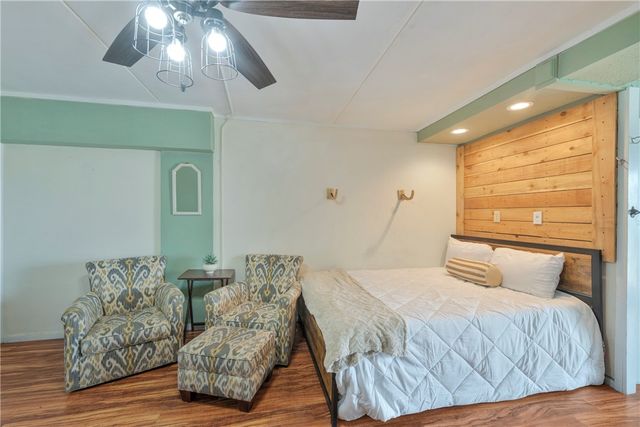 14300 S Padre Island Dr 158, Corpus Christi, TX 78418
