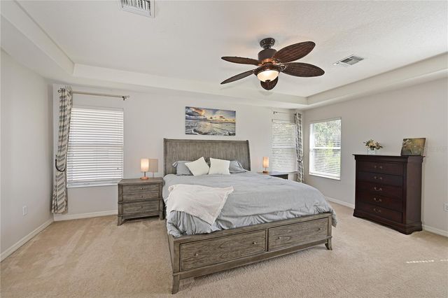 8852 FOUNDERS CIRCLE, Palmetto, FL 34221
