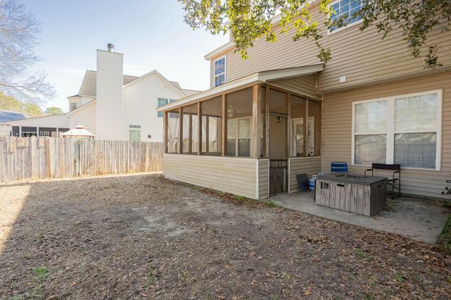 215 Evesham Drive, Summerville, SC 29485