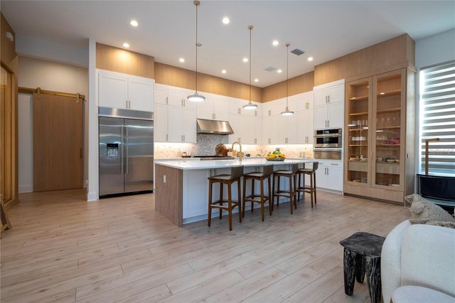 15926 PENDIO DRIVE, Bella Collina, FL 34756