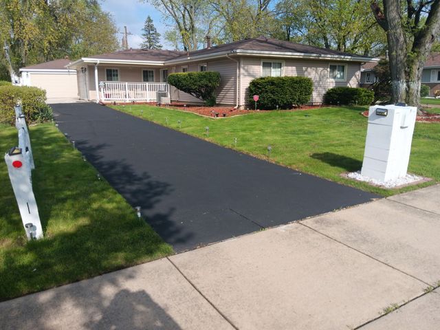 417 N Orchard Drive, Park Forest, IL 60466