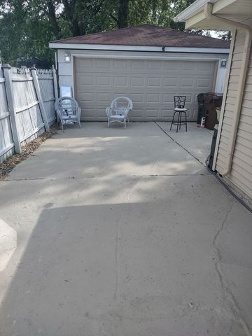 417 N Orchard Drive, Park Forest, IL 60466