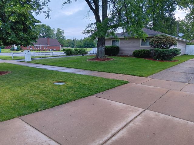 417 N Orchard Drive, Park Forest, IL 60466