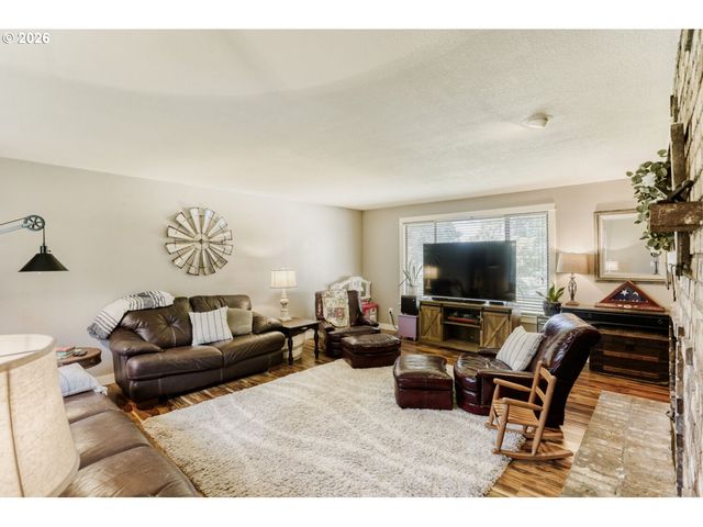 6895 S GURNEY Ln, Canby, OR 97013