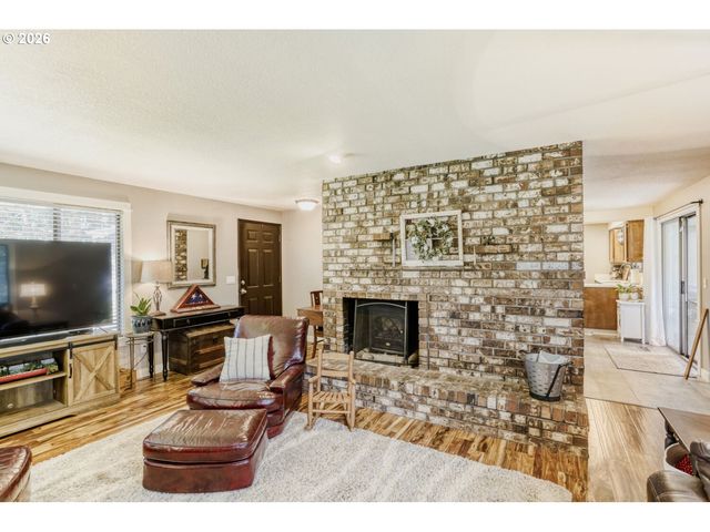 6895 S GURNEY Ln, Canby, OR 97013