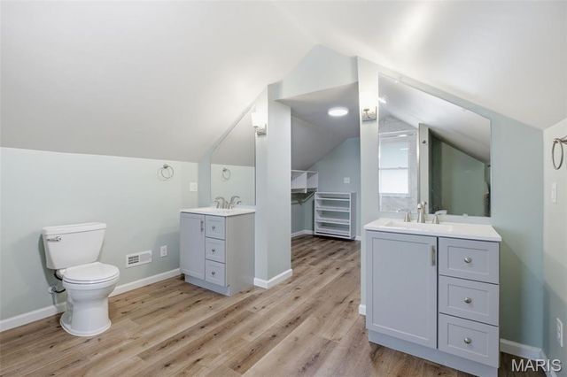 9860 Berwick Drive, Affton, MO 63123