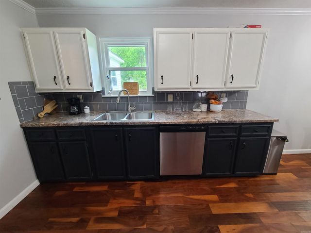 595 S Houston Avenue, Piggott, AR 72454