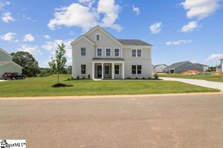 202 Belgian Lane, Simpsonville, SC 29681