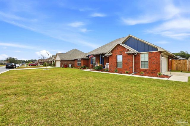 6085 Winchester Cir, Milton, FL 32570