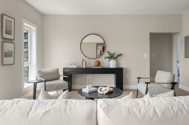 13 Wentworth Road 407, Quincy, MA 02170