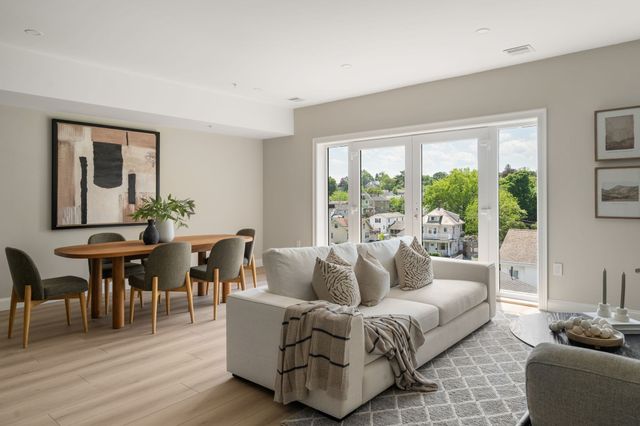13 Wentworth Road 407, Quincy, MA 02170