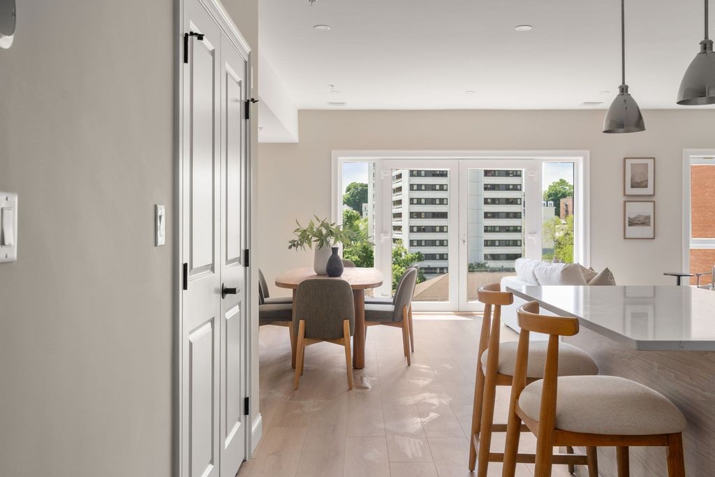 13 Wentworth Road 407, Quincy, MA 02170