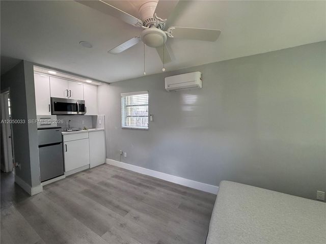 7889 NW 174th St Studio, Hialeah, FL 33015