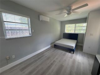 7889 NW 174th St Studio, Hialeah, FL 33015