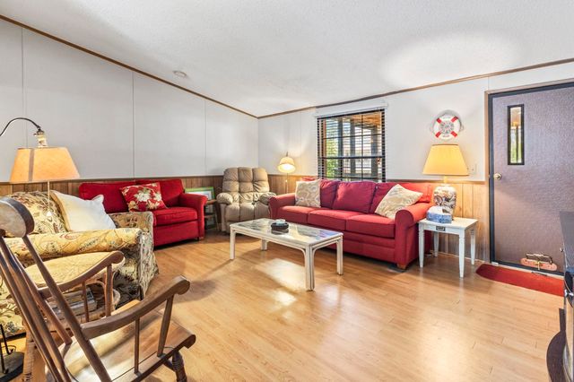 2425 Park St., North Myrtle Beach, SC 29582