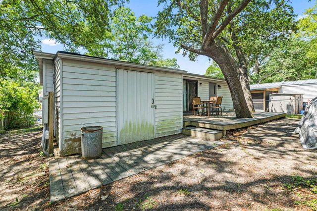 2425 Park St., North Myrtle Beach, SC 29582