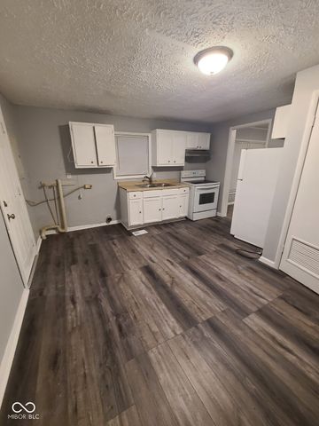 1467 Blaine Avenue, Indianapolis, IN 46221