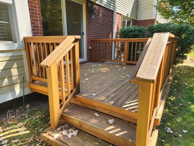 1834 Maple Park Drive 9, Canton, MI 48188