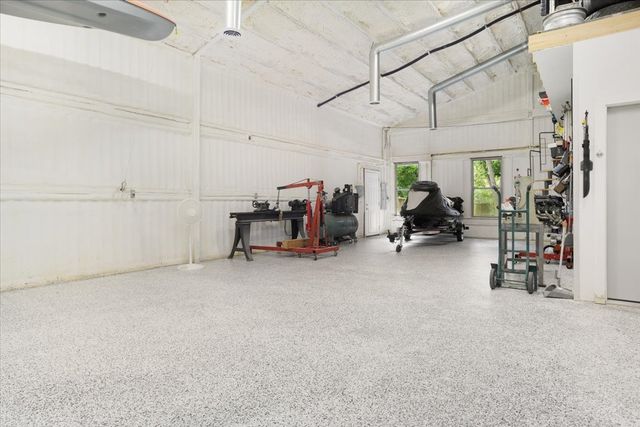 202 Parker Drive, Pottsboro, TX 75076