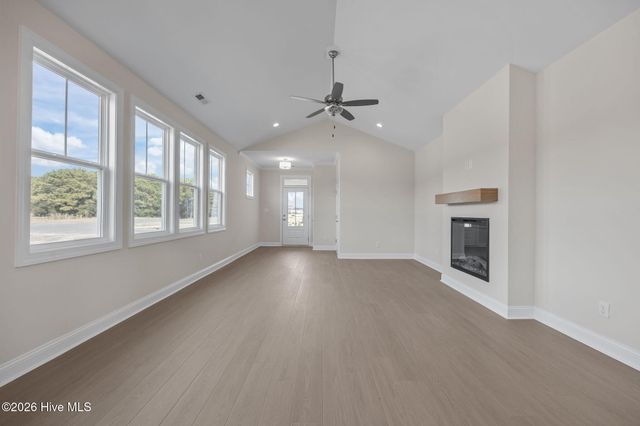 102 Golden Finch Drive, Beaufort, NC 28516