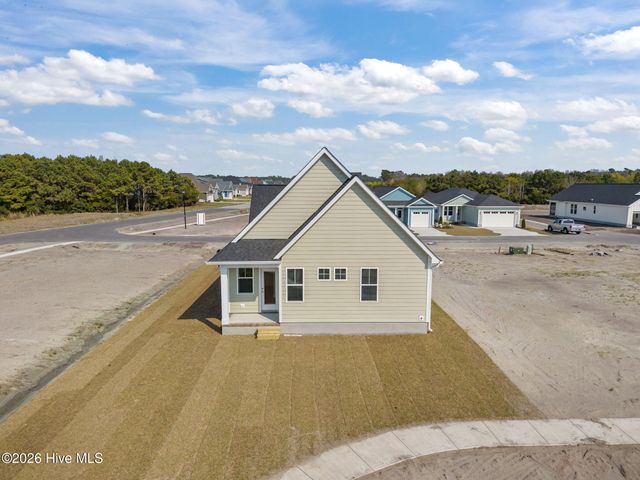 102 Golden Finch Drive, Beaufort, NC 28516