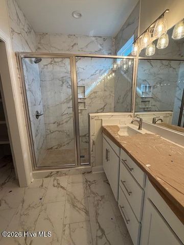 102 Golden Finch Drive, Beaufort, NC 28516