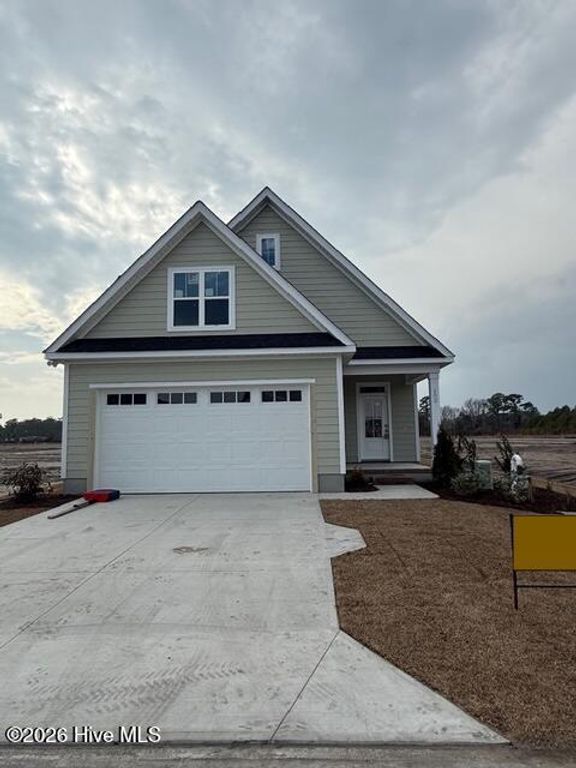 102 Golden Finch Drive, Beaufort, NC 28516