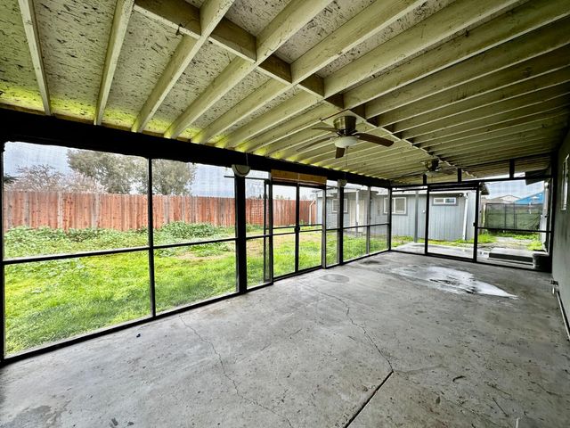 1253 E Louise Ave, Manteca, CA 95336