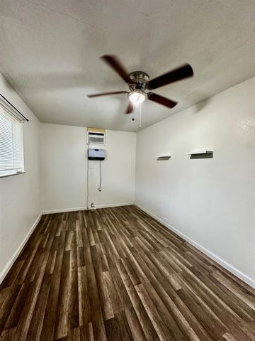 1253 E Louise Ave, Manteca, CA 95336