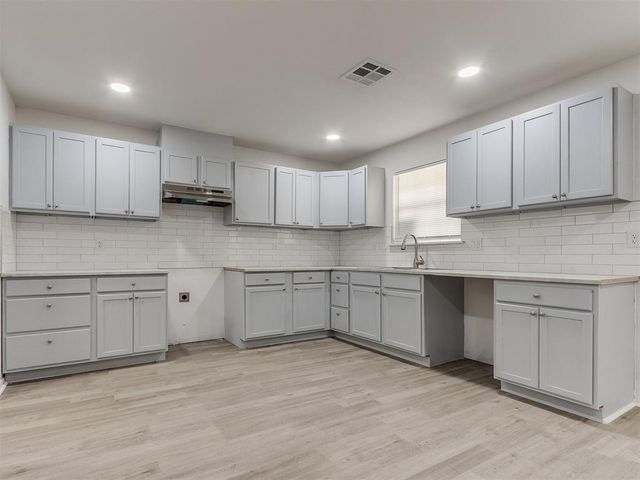 11524 N Florida Avenue, Oklahoma City, OK 73120