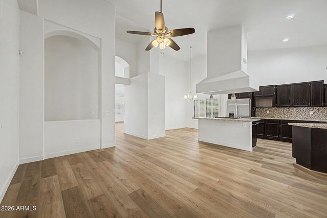 12220 N 56TH Drive, Glendale, AZ 85304
