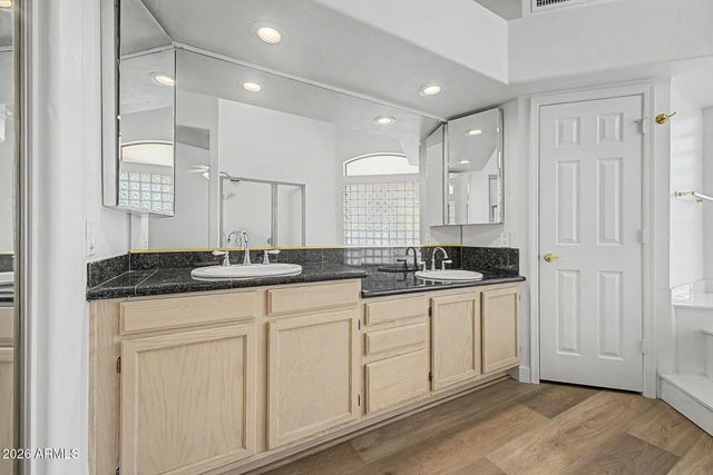12220 N 56TH Drive, Glendale, AZ 85304