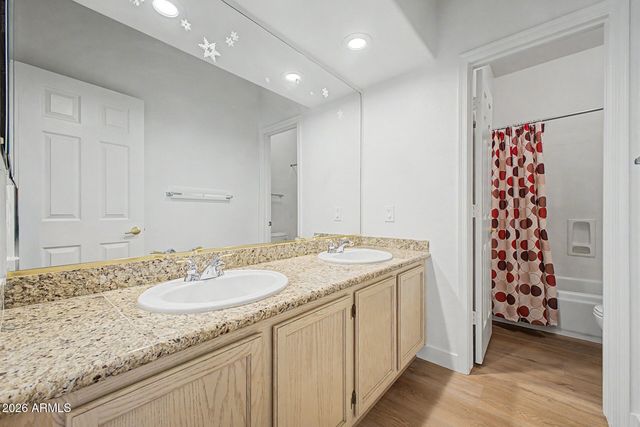12220 N 56TH Drive, Glendale, AZ 85304