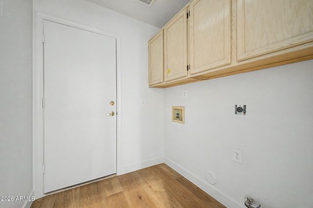 12220 N 56TH Drive, Glendale, AZ 85304