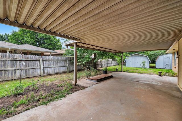 3114 N Wheeler Circles, Bethany, OK 73008