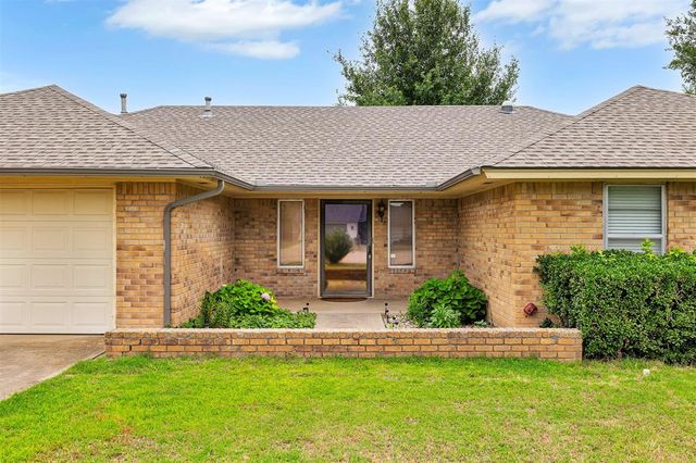 3114 N Wheeler Circles, Bethany, OK 73008