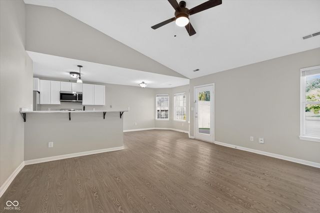 13083 N Sterling Commons, Fishers, IN 46038