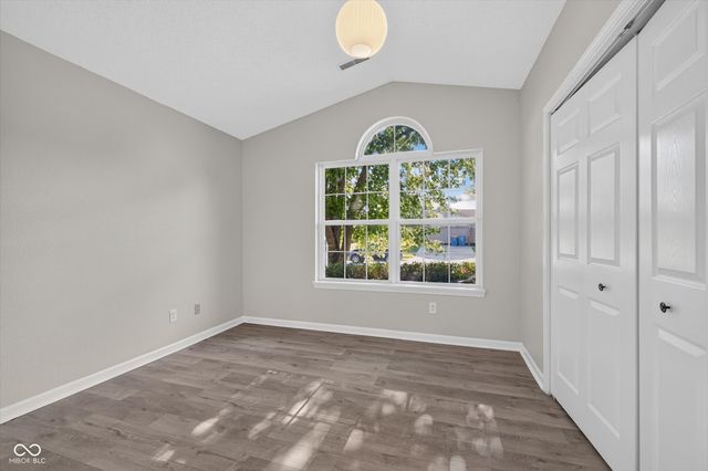13083 N Sterling Commons, Fishers, IN 46038