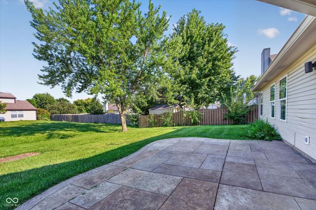 13083 N Sterling Commons, Fishers, IN 46038