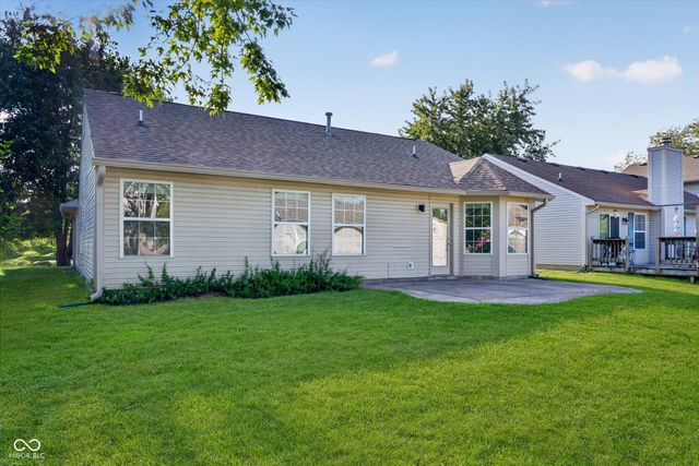 13083 N Sterling Commons, Fishers, IN 46038