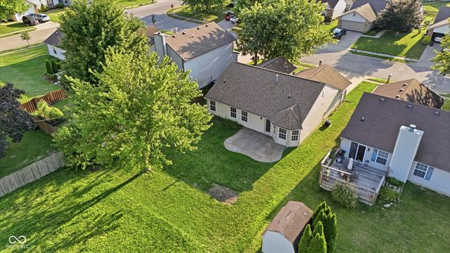 13083 N Sterling Commons, Fishers, IN 46038
