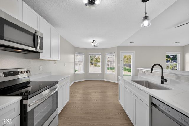 13083 N Sterling Commons, Fishers, IN 46038