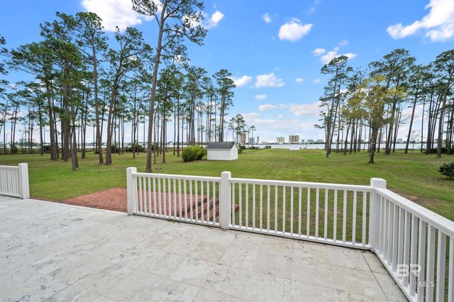 18650 Fort Morgan Highway, Gulf Shores, AL 36542