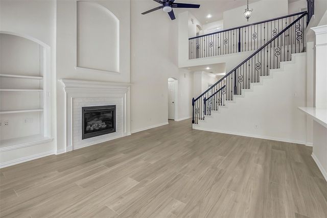 10 Chippewa Trail, Spring, TX 77389